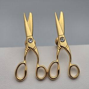 ✨2/$10✨ Gold-Tone Scissors Stud Earrings w/ Clear Rhinestone 1.25” NWOT